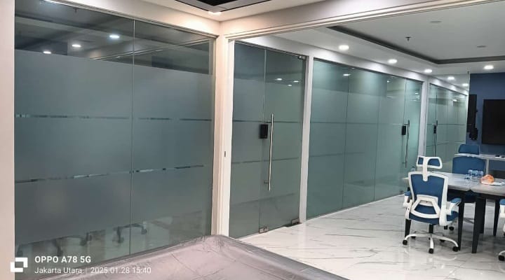 Sticker sandblast kaca kantor